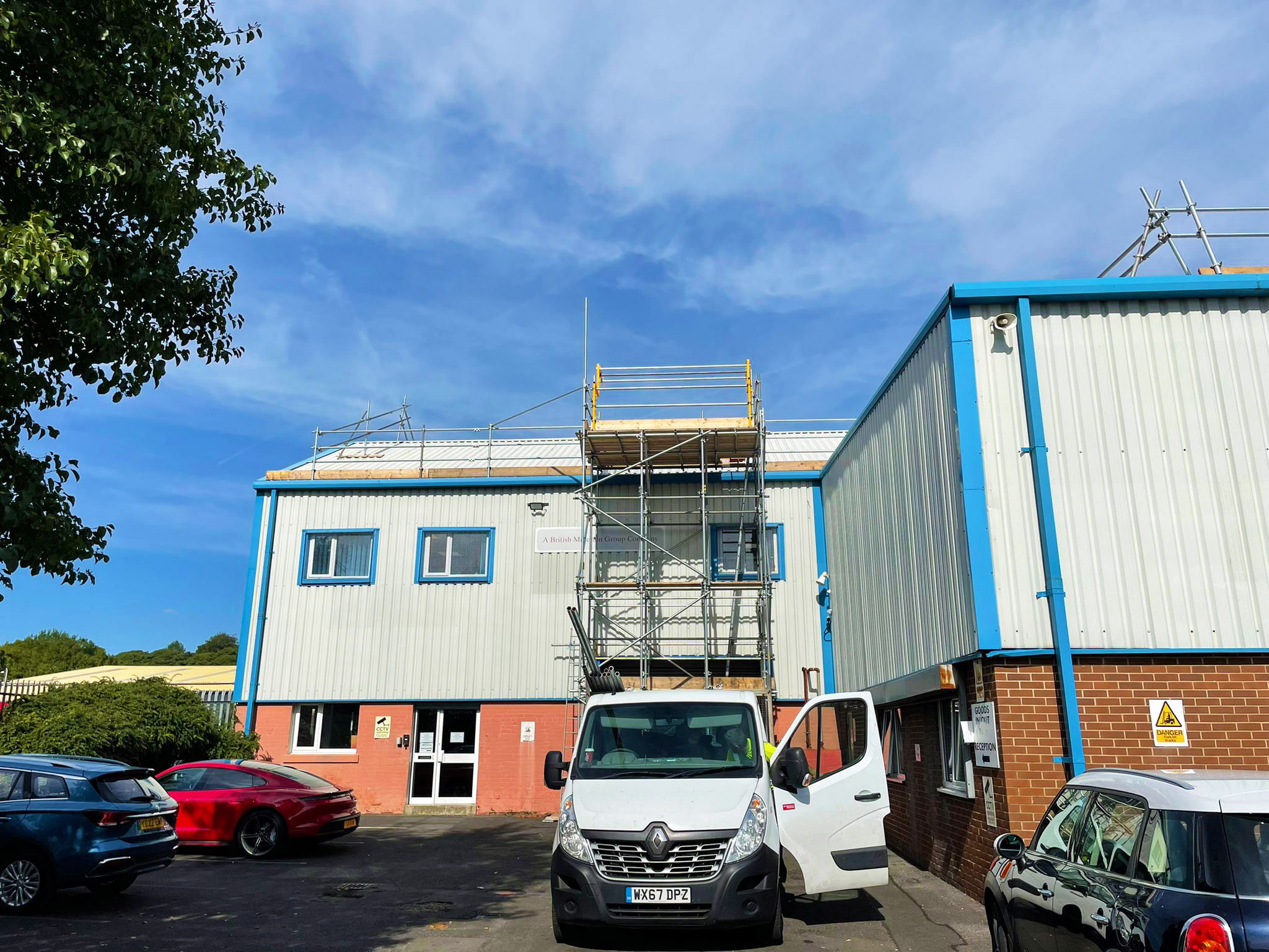 commercial scaffolding hire in Manchester